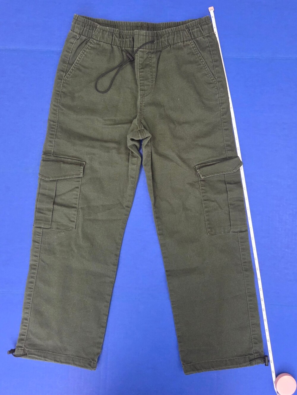 Relaxed Olive Green Cargo Pants with Drawstring Waist